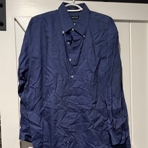 Nautica Men's Deep Blue Casual Button Down Shirt - Picture 1 of 2